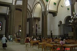 06 2006 ORAN LA CATHEDRALE L INTERIEUR 02